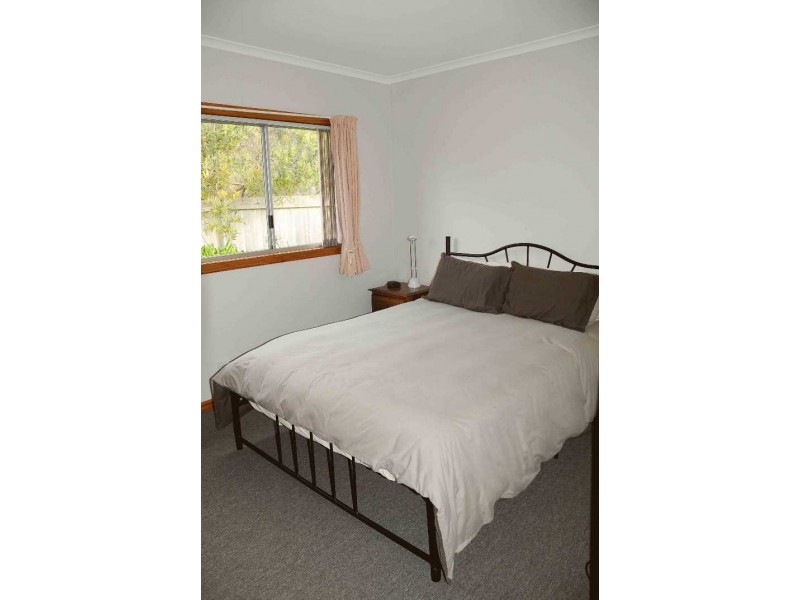 1 Cumming Street, Sisters Beach TAS 7321