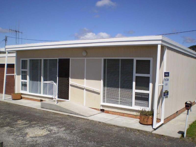 Unit 1/18  West Jenner Street, Wynyard TAS 7325
