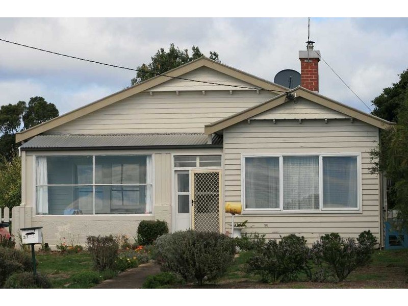 37 Old Bass Highway, Wynyard TAS 7325