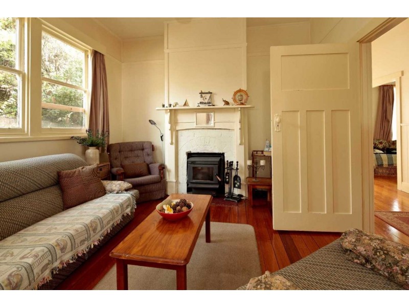 37 Old Bass Highway, Wynyard TAS 7325