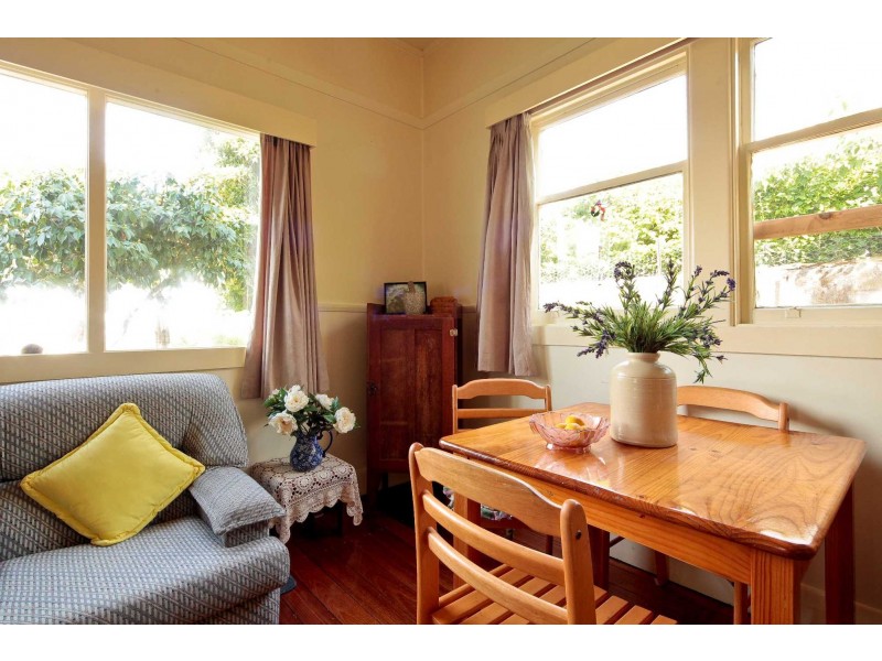 37 Old Bass Highway, Wynyard TAS 7325
