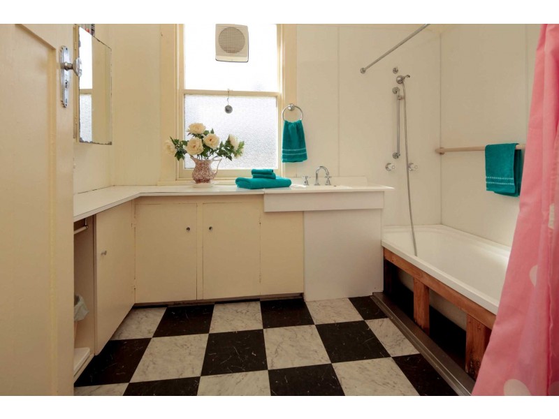 37 Old Bass Highway, Wynyard TAS 7325