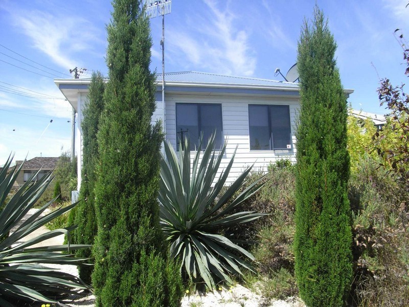 66 Simpson Street, Somerset TAS 7322