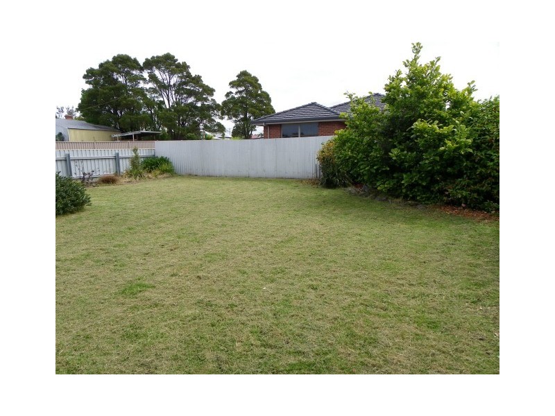 22 Saunders Street, Wynyard TAS 7325