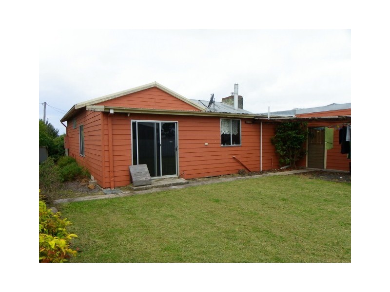 22 Saunders Street, Wynyard TAS 7325