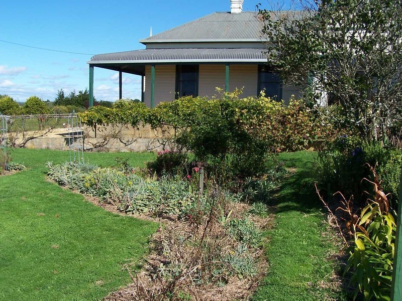 9 Takone Road, Yolla TAS 7325