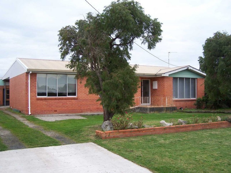8 New Street, Wynyard TAS 7325