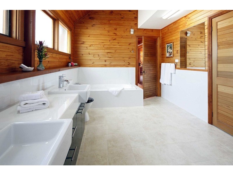 107 Old Bass Highway, Wynyard TAS 7325