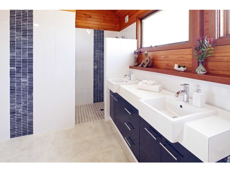 107 Old Bass Highway, Wynyard TAS 7325