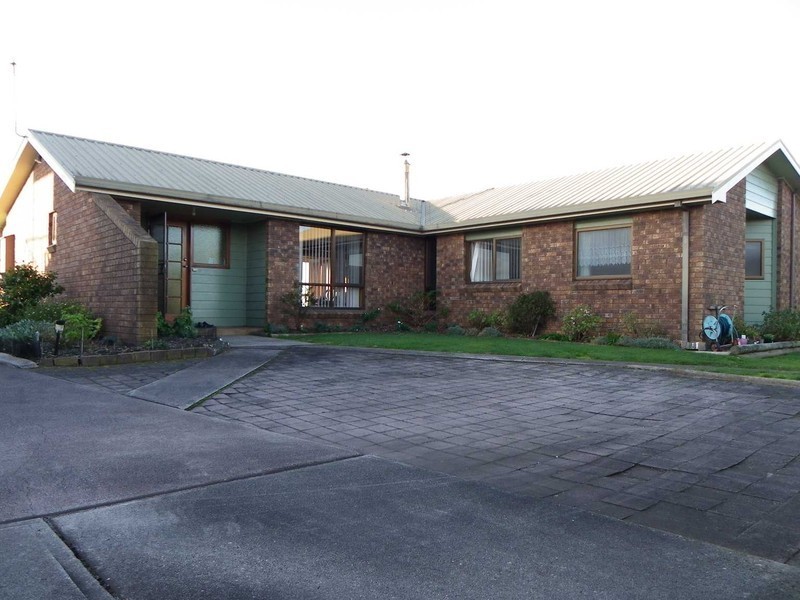 111 Old Bass Highway, Wynyard TAS 7325