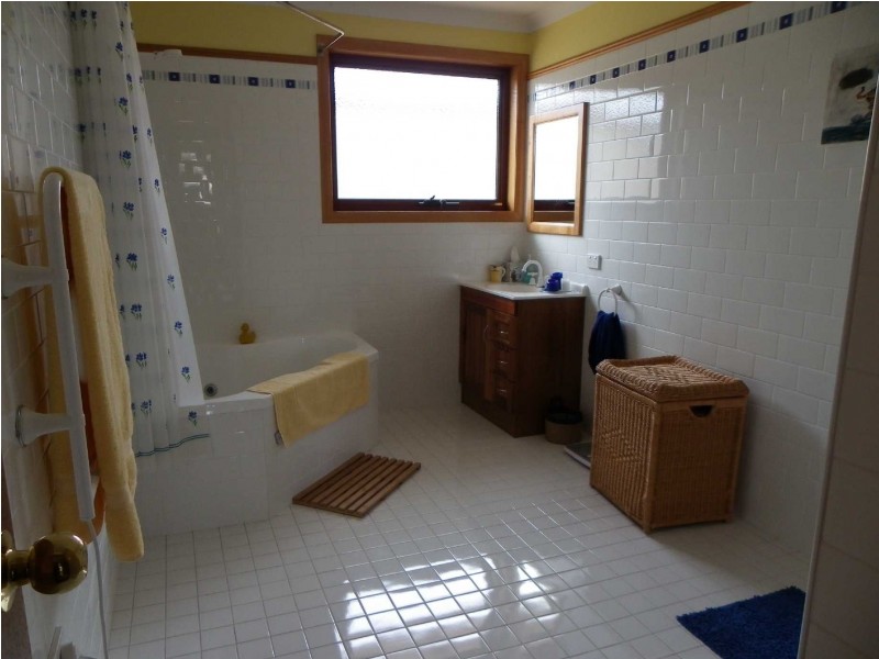 19 Bluewater Crescent, Wynyard TAS 7325