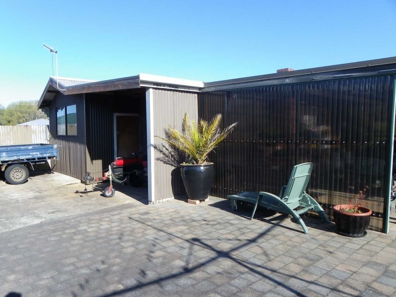 11 Athol Street, Somerset TAS 7322