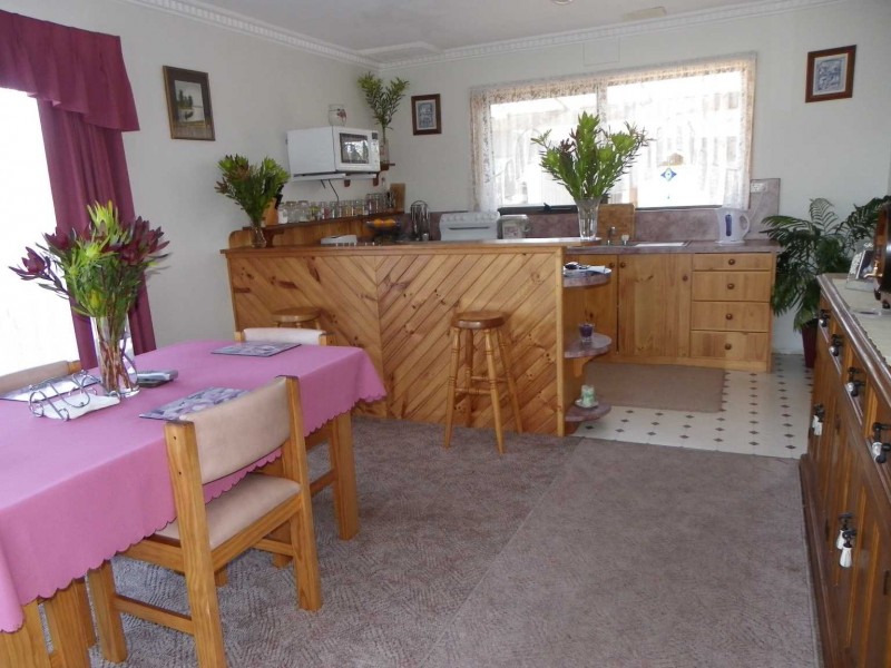 11 Athol Street, Somerset TAS 7322