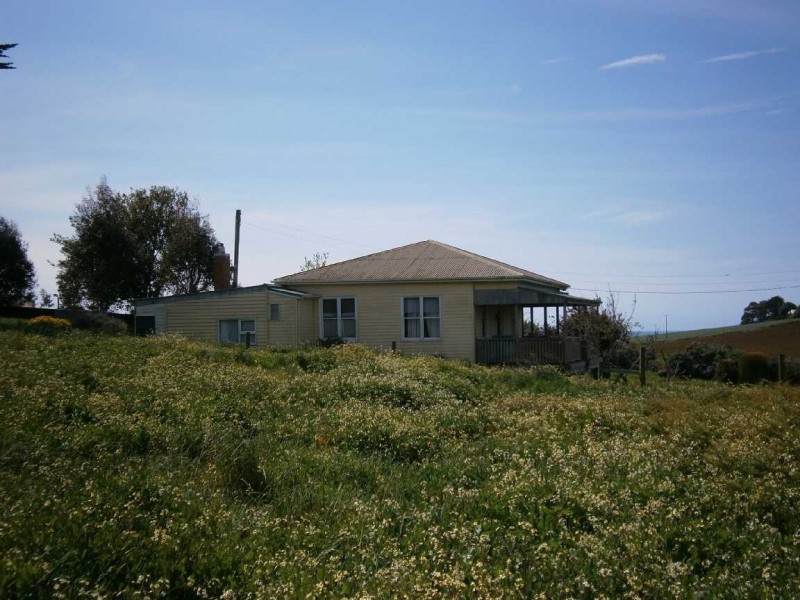 17454 Bass Highway, Wynyard TAS 7325