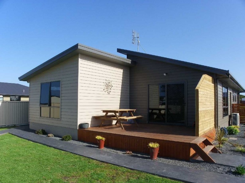 8 Sandy Crescent, Wynyard TAS 7325