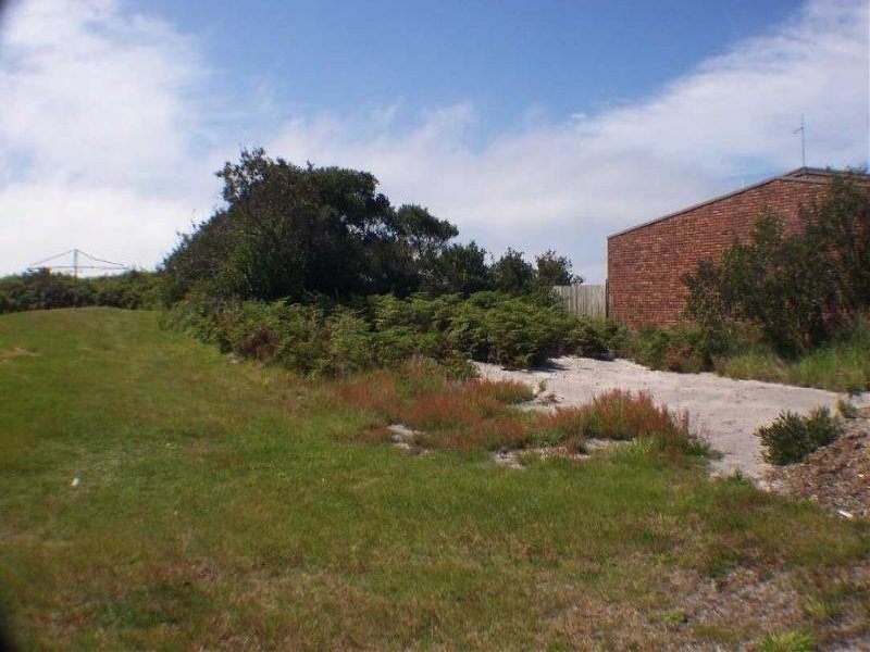 67 Irby Boulevard, Sisters Beach TAS 7321