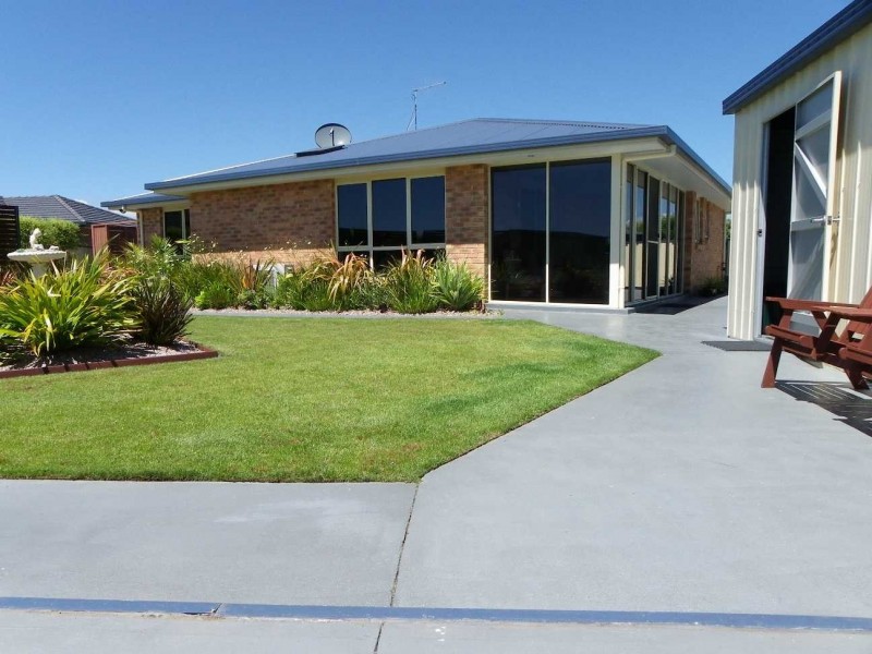 4 Sandy Crescent, Wynyard TAS 7325