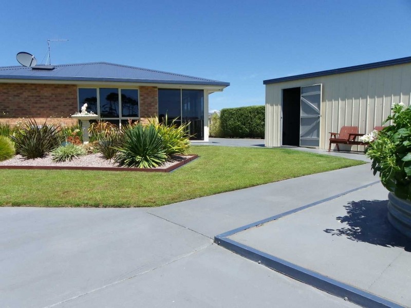 4 Sandy Crescent, Wynyard TAS 7325