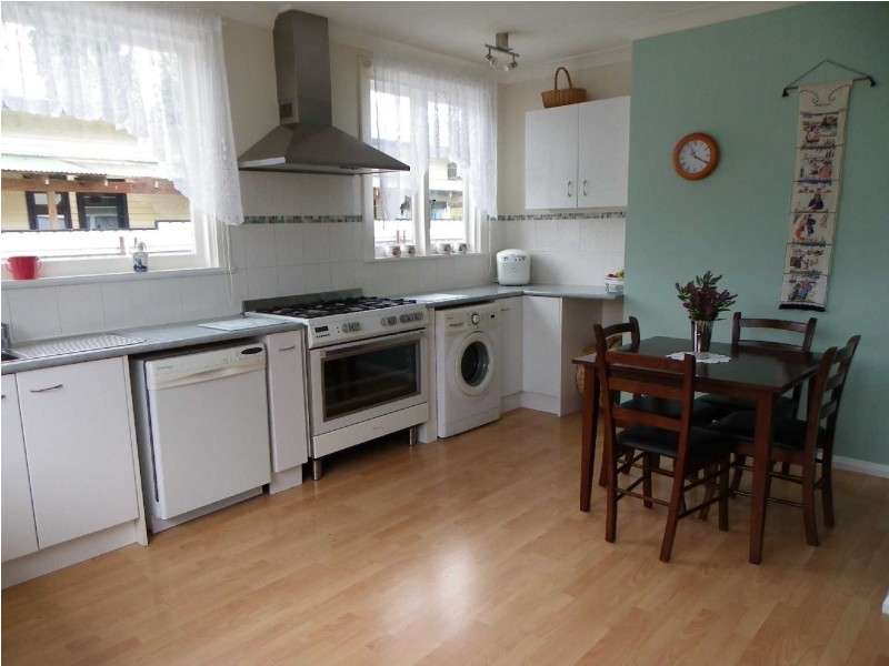 5 Back Cam Road, Somerset TAS 7322