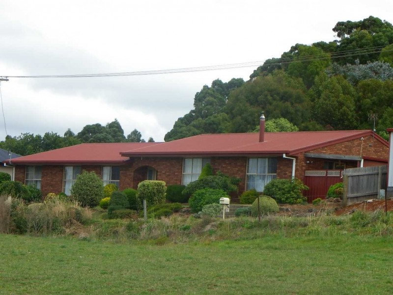 61 Lyons Street, Somerset TAS 7322
