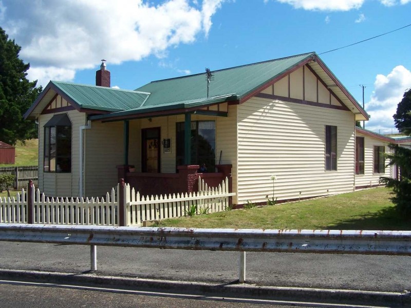 32 Main Road, Waratah TAS 7321