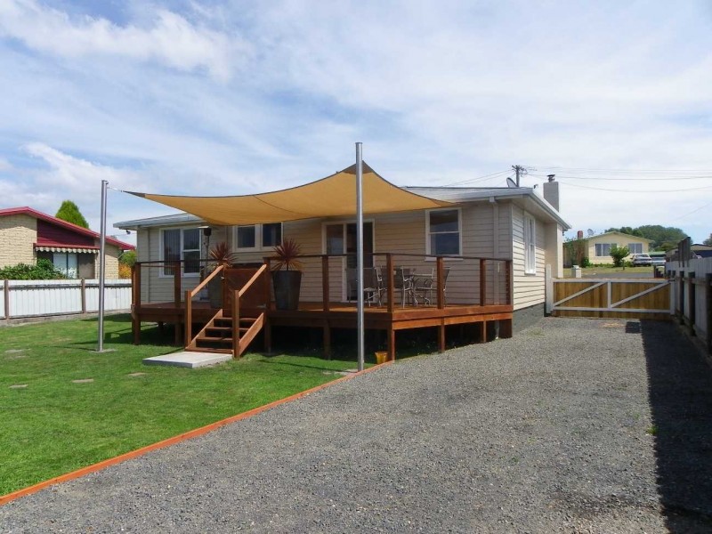 8 Rees Street, Wynyard TAS 7325