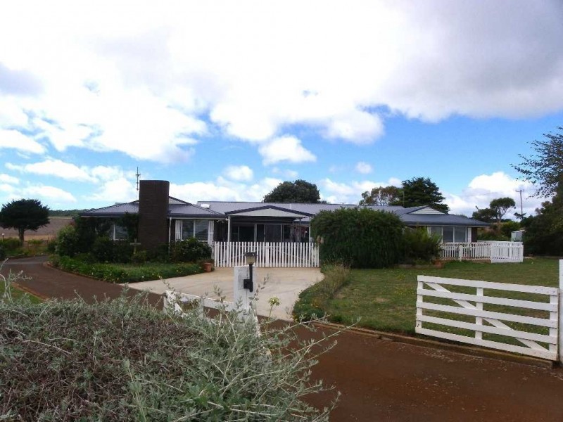 248 Tollymore Road, Table Cape TAS 7325