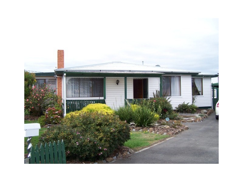 4 Daphne Street, Wynyard TAS 7325