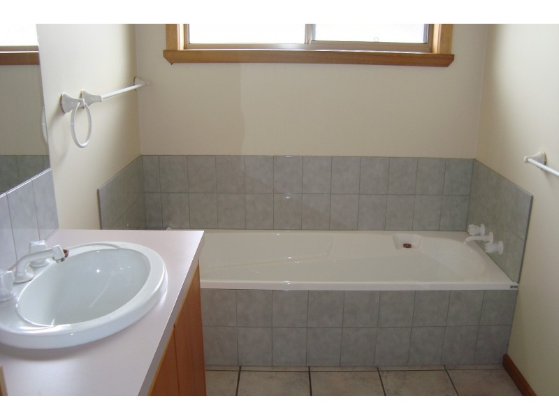 2/78A Saunders Street, Wynyard TAS 7325