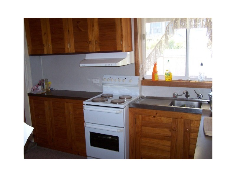 13 Esplanade, Somerset TAS 7322