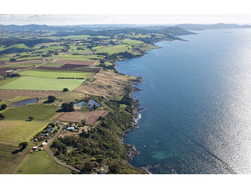 512 Tollymore Road, Table Cape TAS 7325