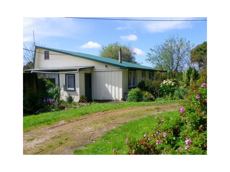 16796 Bass Highway, Flowerdale TAS 7325