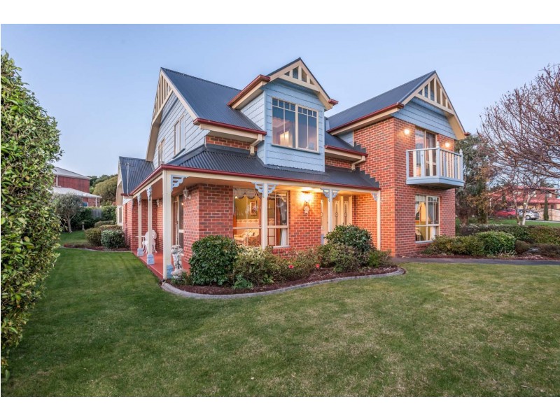 16 Golf Links Road, Wynyard TAS 7325