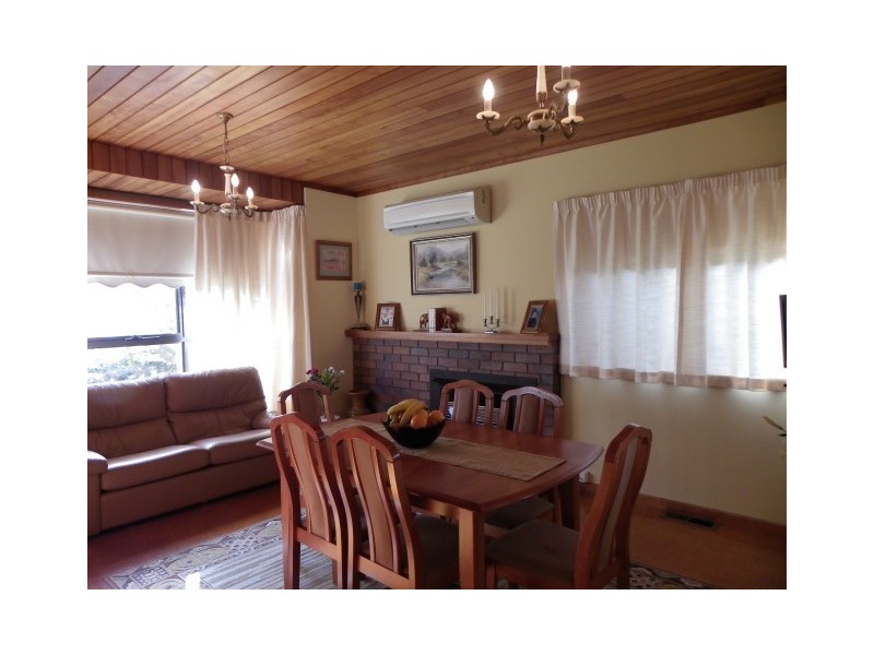 18 Esplanade, Wynyard TAS 7325