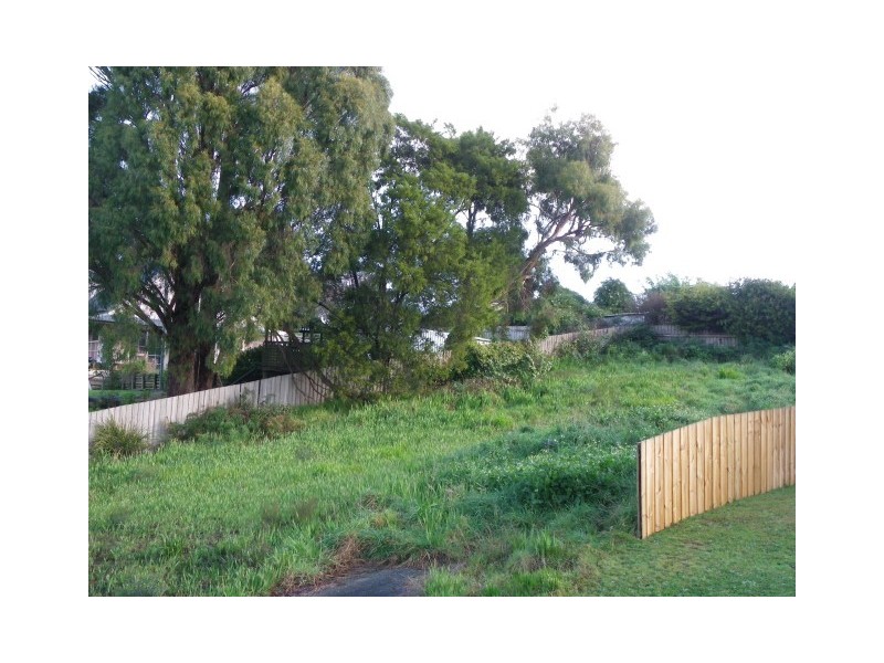 11 Old Cam Road, Somerset TAS 7322