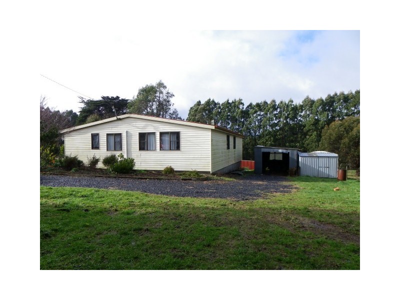1999 Murchison Highway, Yolla TAS 7325
