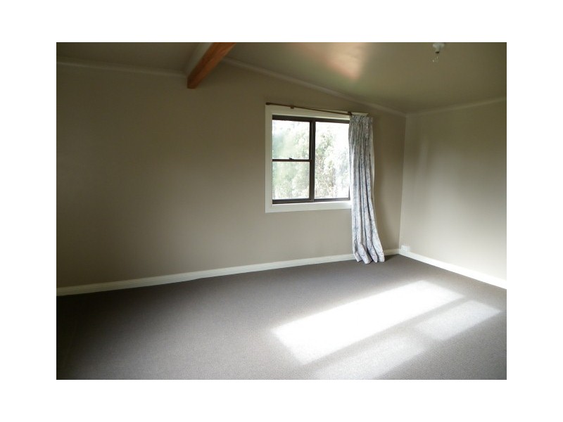 1999 Murchison Highway, Yolla TAS 7325