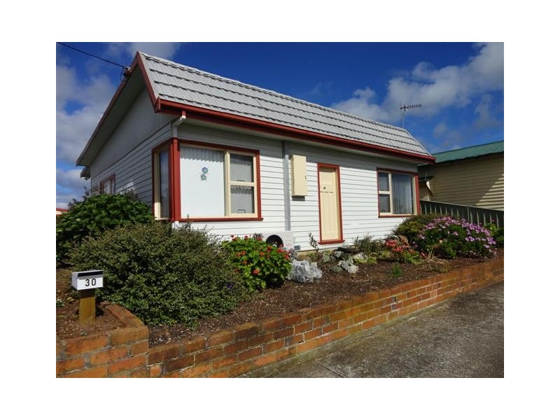 30 Hogg, Wynyard TAS 7325