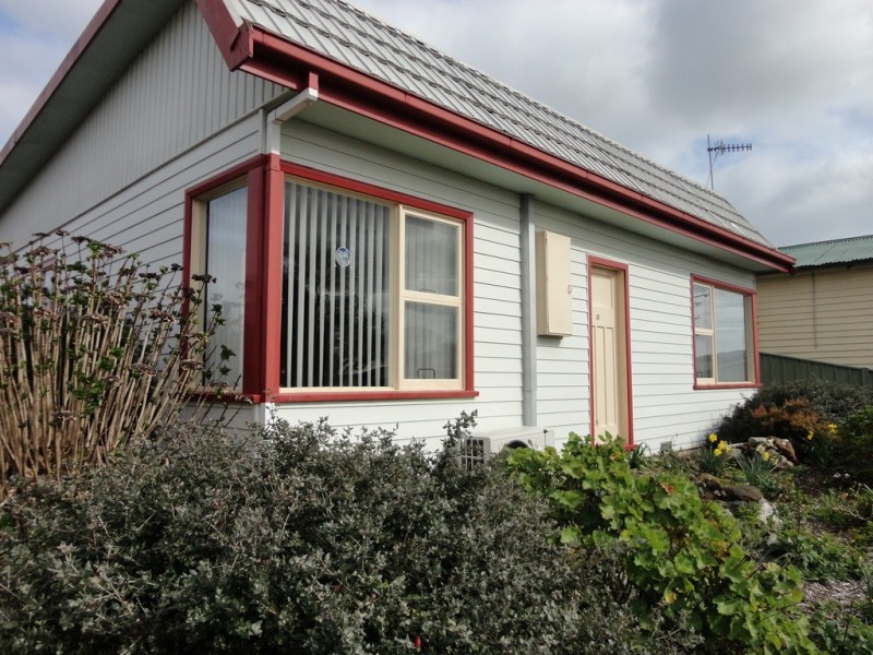 30 Hogg, Wynyard TAS 7325
