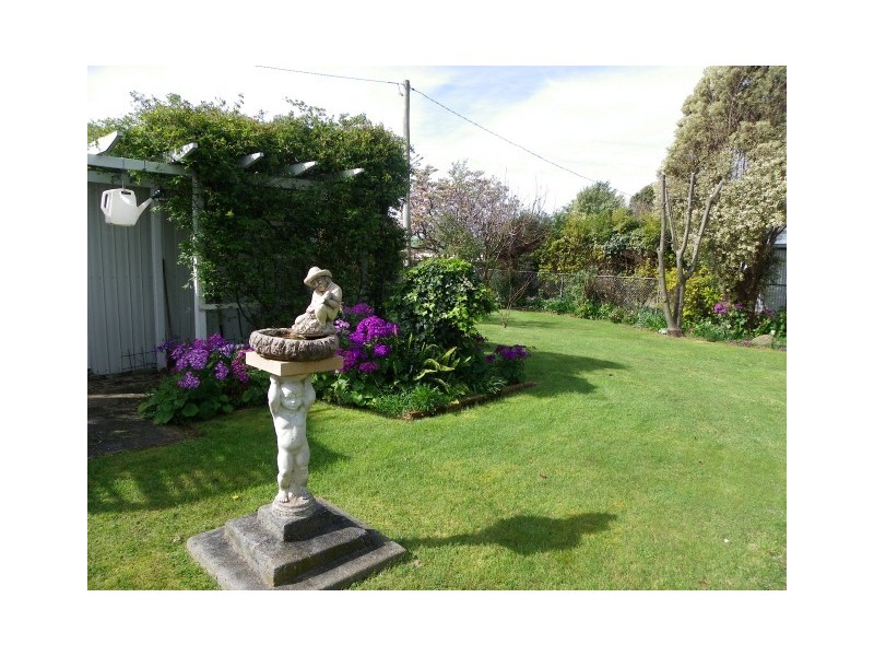 20 Arthur Street, Somerset TAS 7322