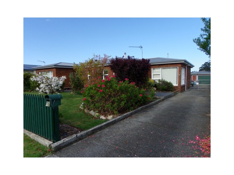 76 Saunders Street, Wynyard TAS 7325