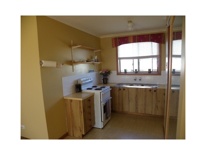 2/1 Station Street, Wynyard TAS 7325