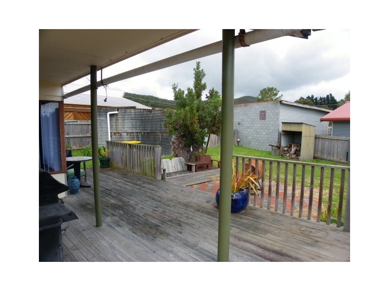 12 Irbys Circus, Sisters Beach TAS 7321