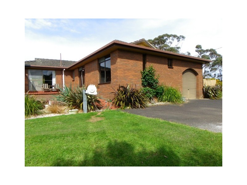 1A Golf Links Road, Wynyard TAS 7325