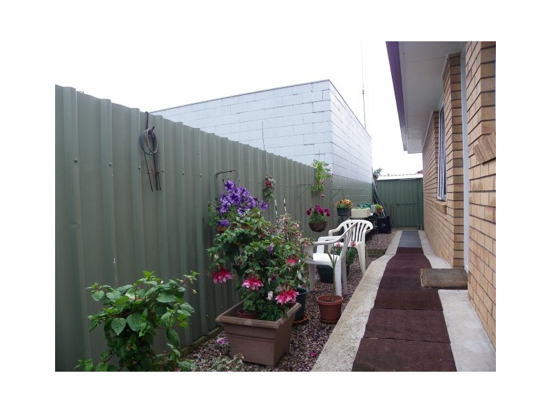 2/33 Saunders Street, Wynyard TAS 7325