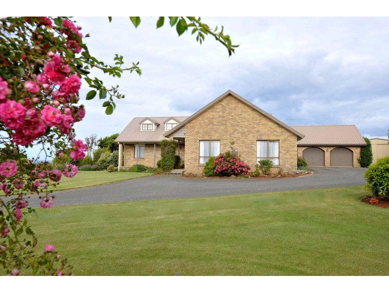 17126 Bass Highway, Wynyard TAS 7325