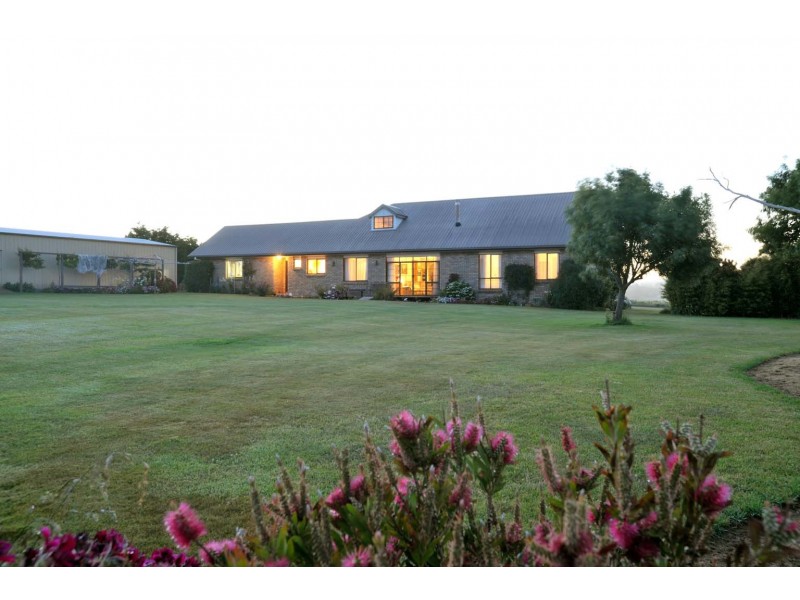 17126 Bass Highway, Boat Harbour TAS 7321