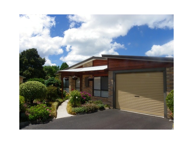 2/43 George Street, Wynyard TAS 7325