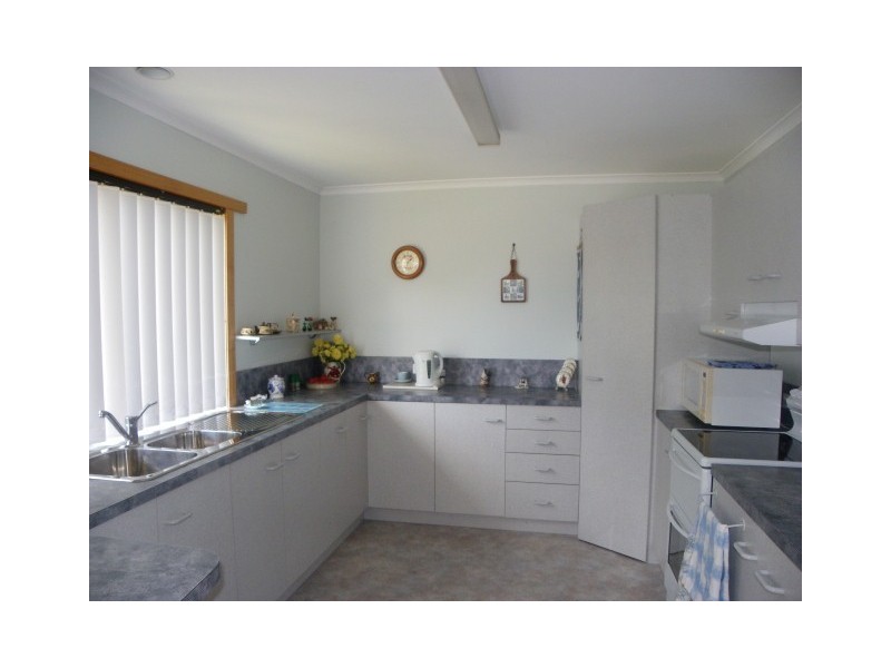 2/43 George Street, Wynyard TAS 7325