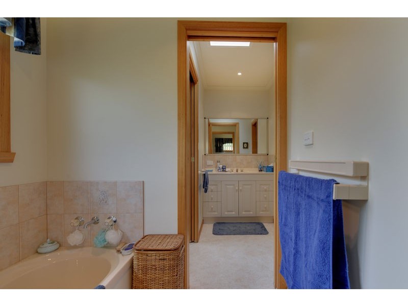 19 Freestone Crescent, Wynyard TAS 7325